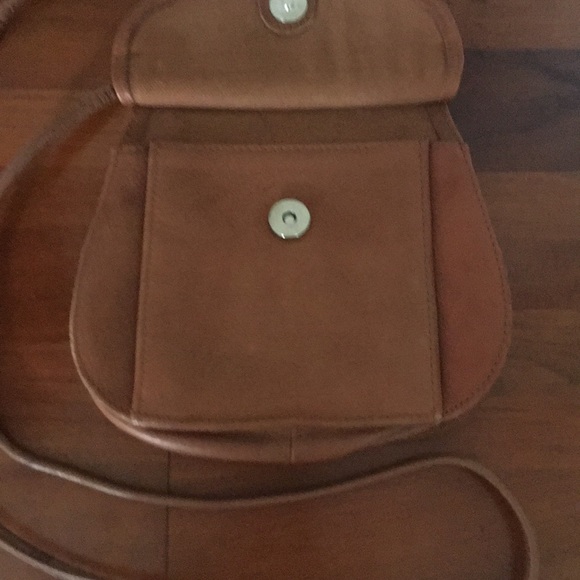 Fossil Shoulder/ Cross Body Purse - Picture 2 of 8